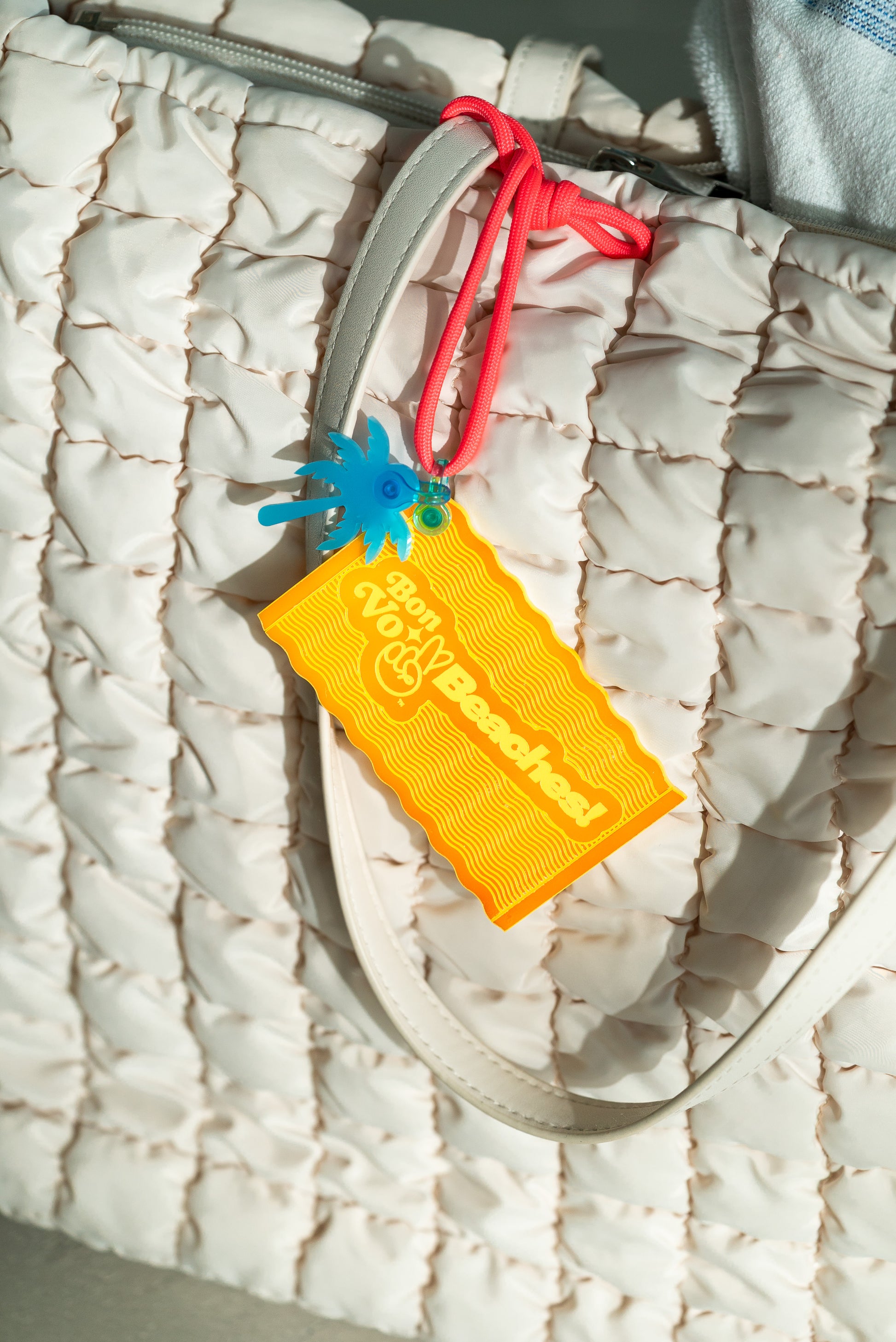 Von BoBeaches!™ Iridescent Yellow Beach Bag Tag