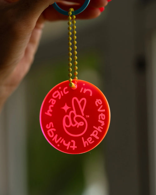 Magic In Everyday Things™ Keychain - SUPERBIEN