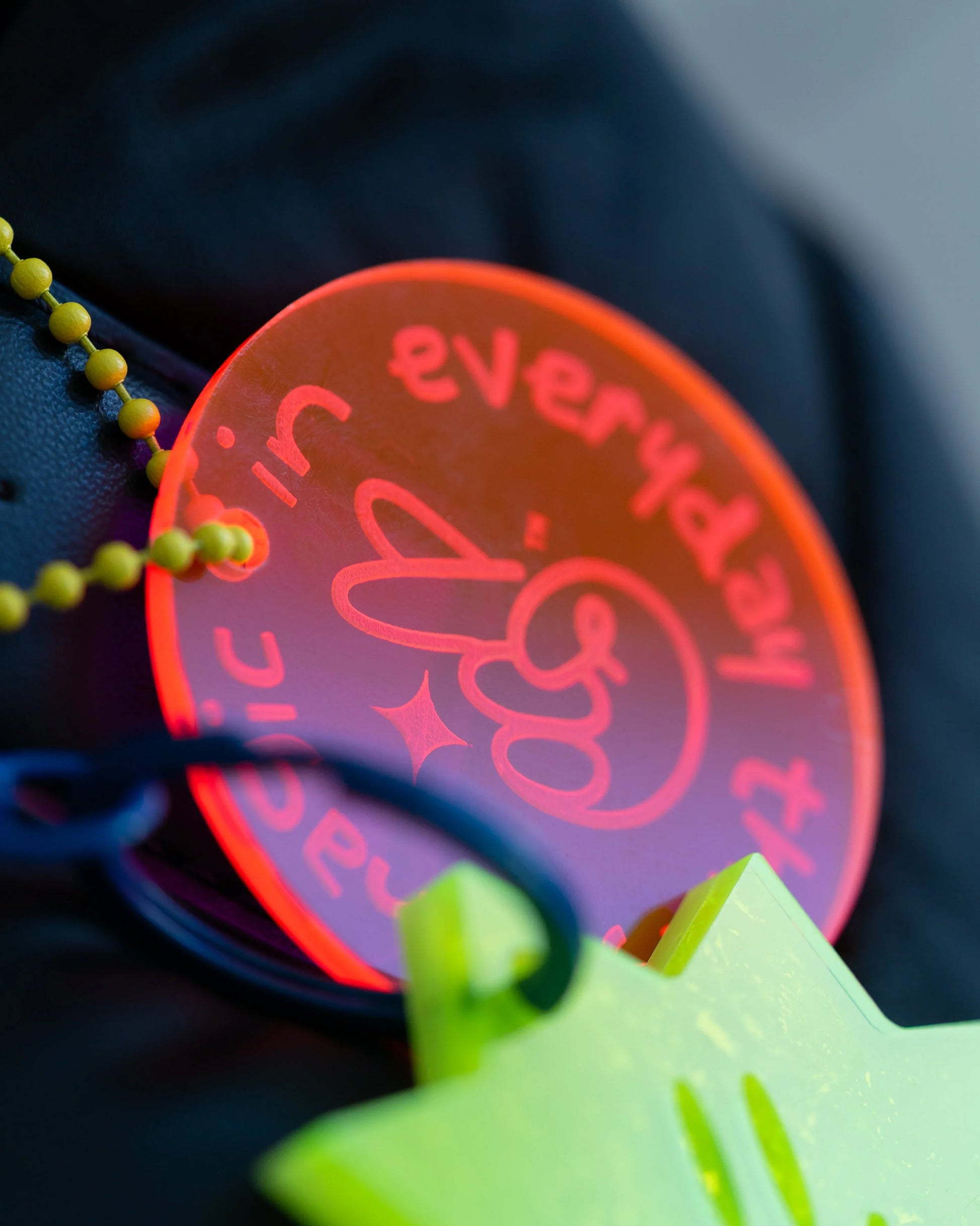 Magic In Everyday Things™ Keychain - SUPERBIEN