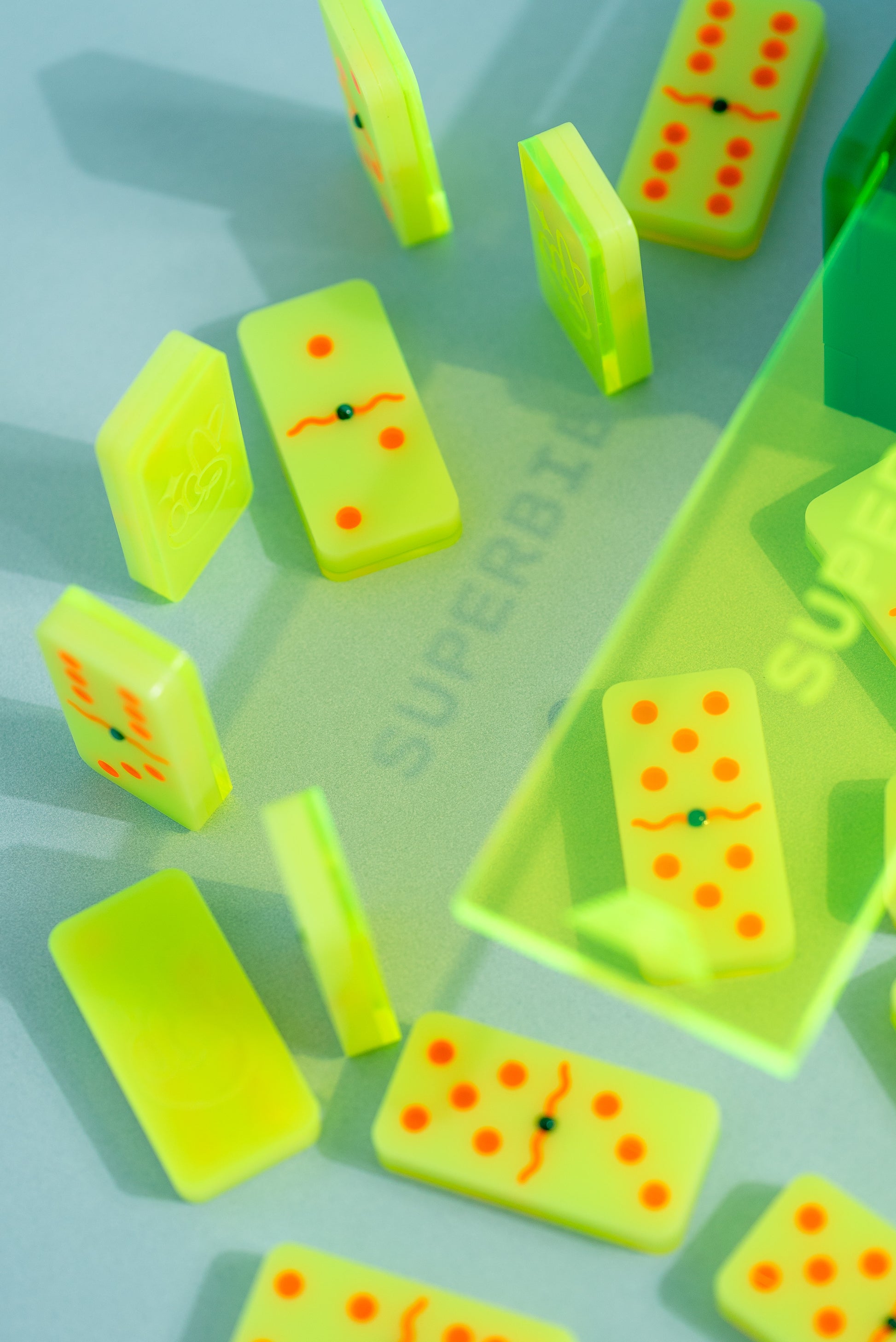 SOL - Fluorescent Green + Malachite