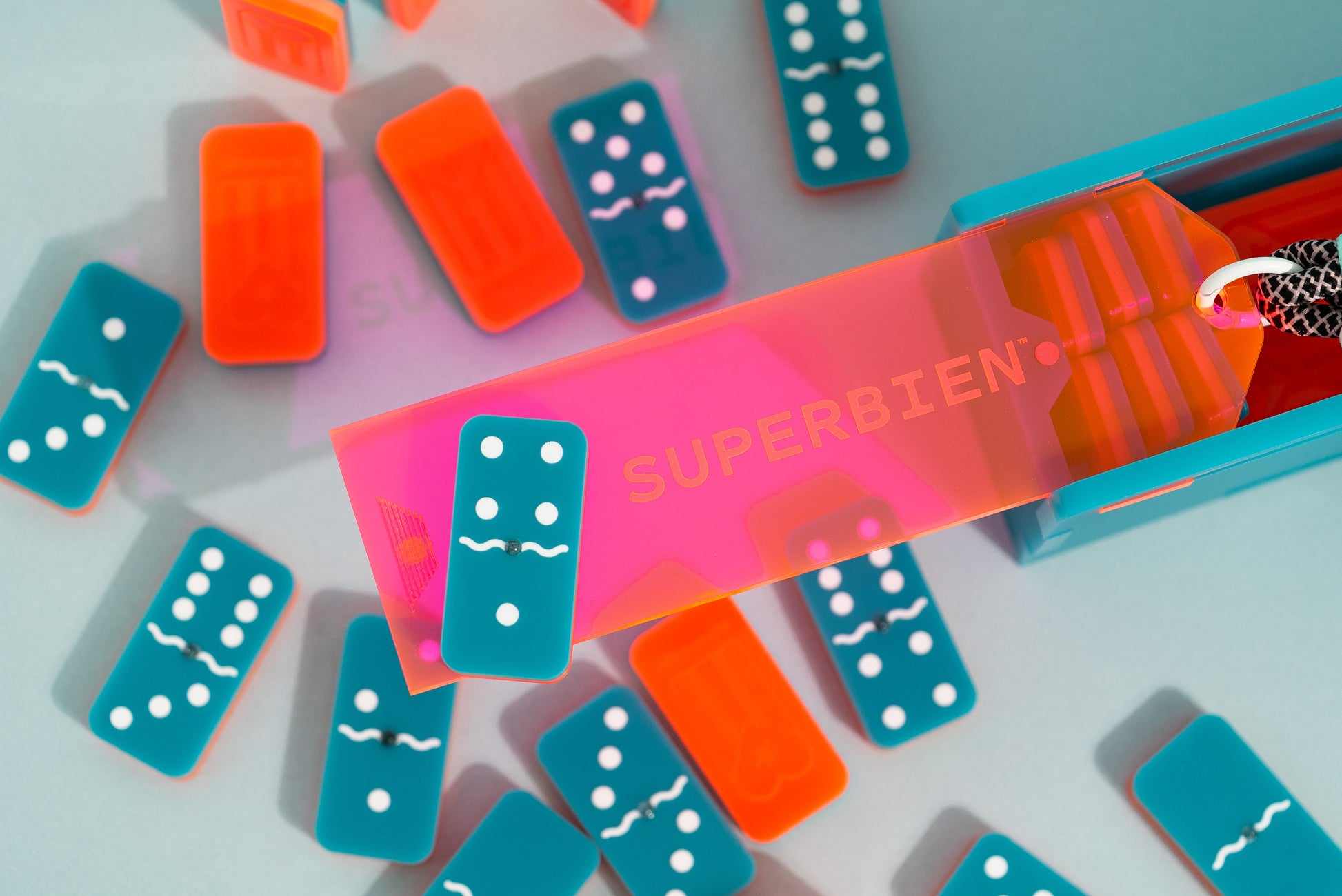 SUNSET - Turquoise, Fluorescent Pink & Black Rutile Quartz Dominó Set