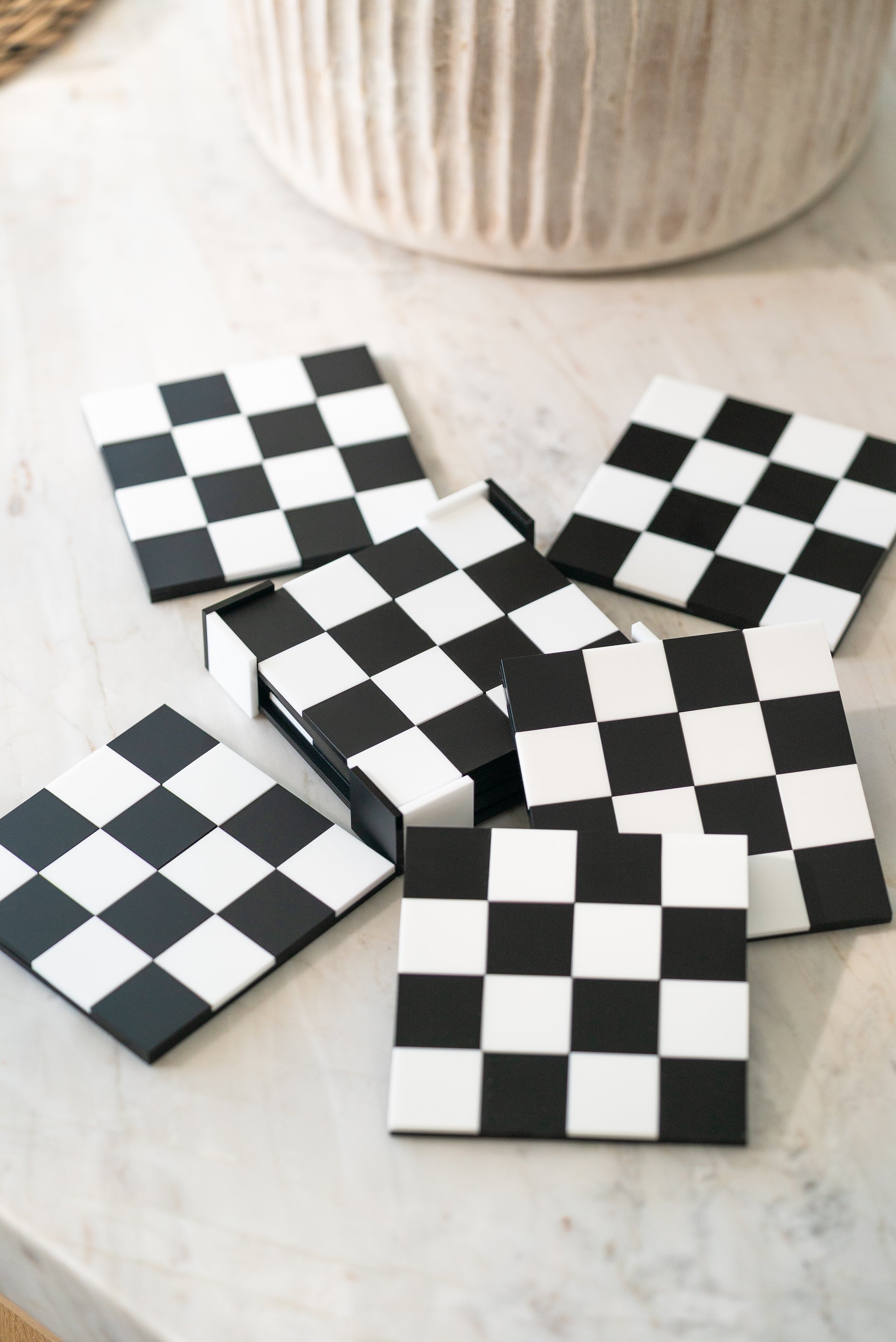Losetitas Coasters - Black/White
